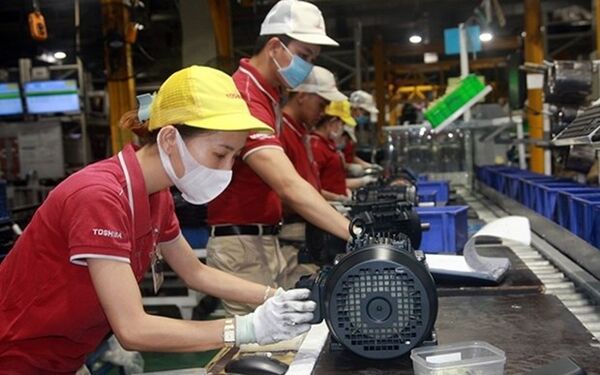 “Aid Measures for Businesses in Ho Chi Minh City During Global Demand Drop”