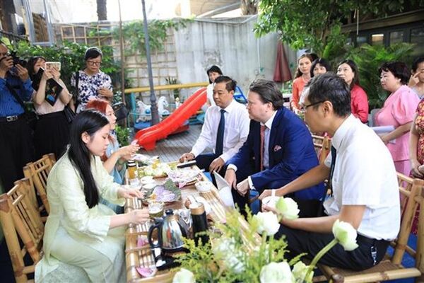 Celebrating Vietnam-US Friendship: Highlights from the Cultural Friendship Day in Hanoi