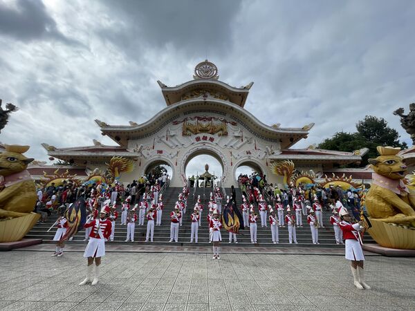 Record-breaking number of visitors flock to entertainment and leisure venues during National Day