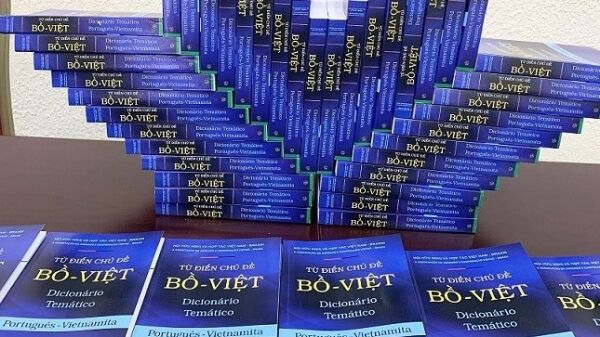 A Portuguese-Vietnamese dictionary was introduced in Hanoi