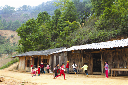 Salles de classes de l’école Sam Kha, commune de Kim Cuc, district de Bao Lac.