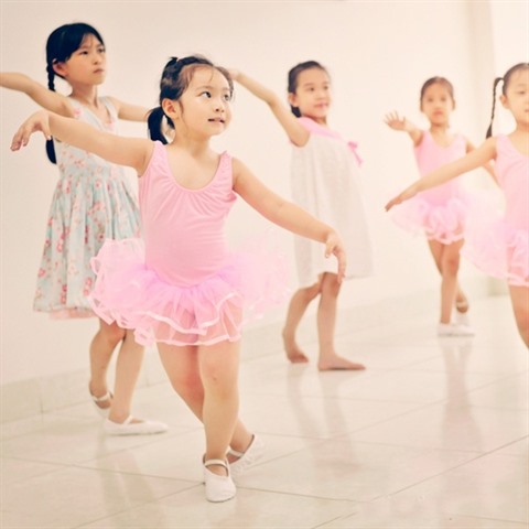 Pourquoi les petites filles raffolent de la danse classique ?