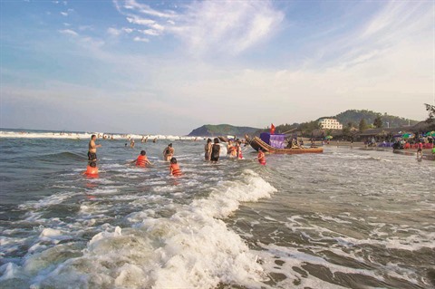  Hai  Ho  plage  sauvage et romantique Le Courrier du VietNam