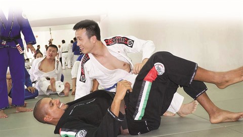 Un Vietnamien arbitre de jiu-jitsu aux ASIAD 18