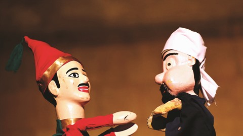 En Égypte, les marionnettes Aragoz cultivent l'art de la satire