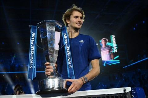 Tennis: Zverev sovereign in Turin and in 2021