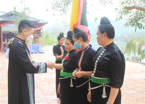 Costume deals thailandais femme